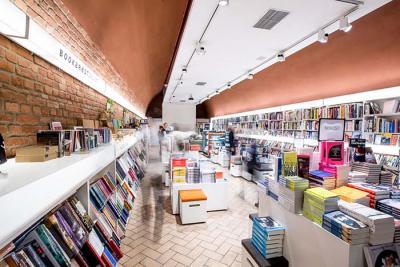 Bookarest znika ze Starego Browaru
